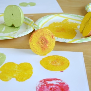 ATELIER ENFANTS :  Peinture à la pomme